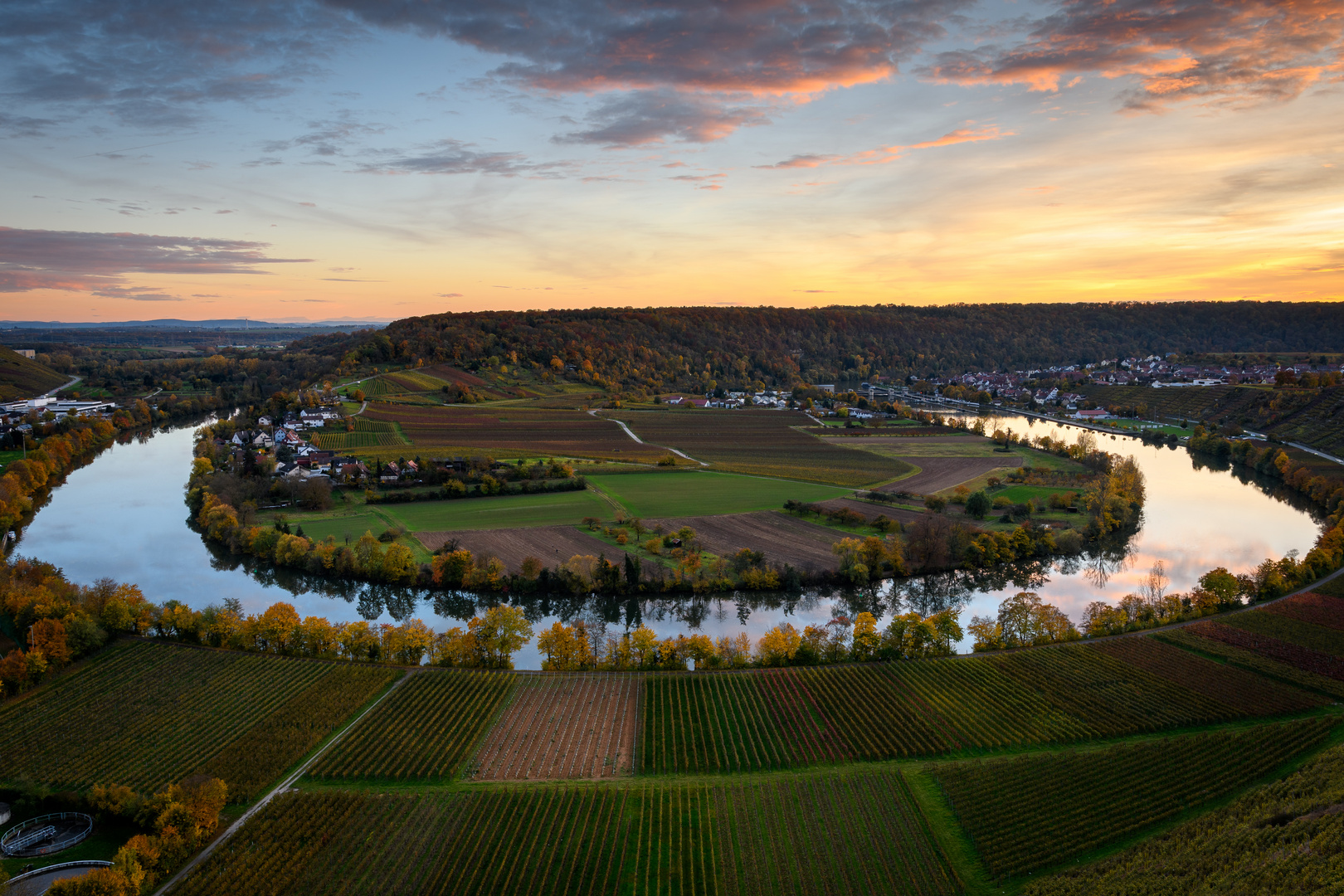 Sonnenuntergang in der Neckarschleife bei Mundelsheim