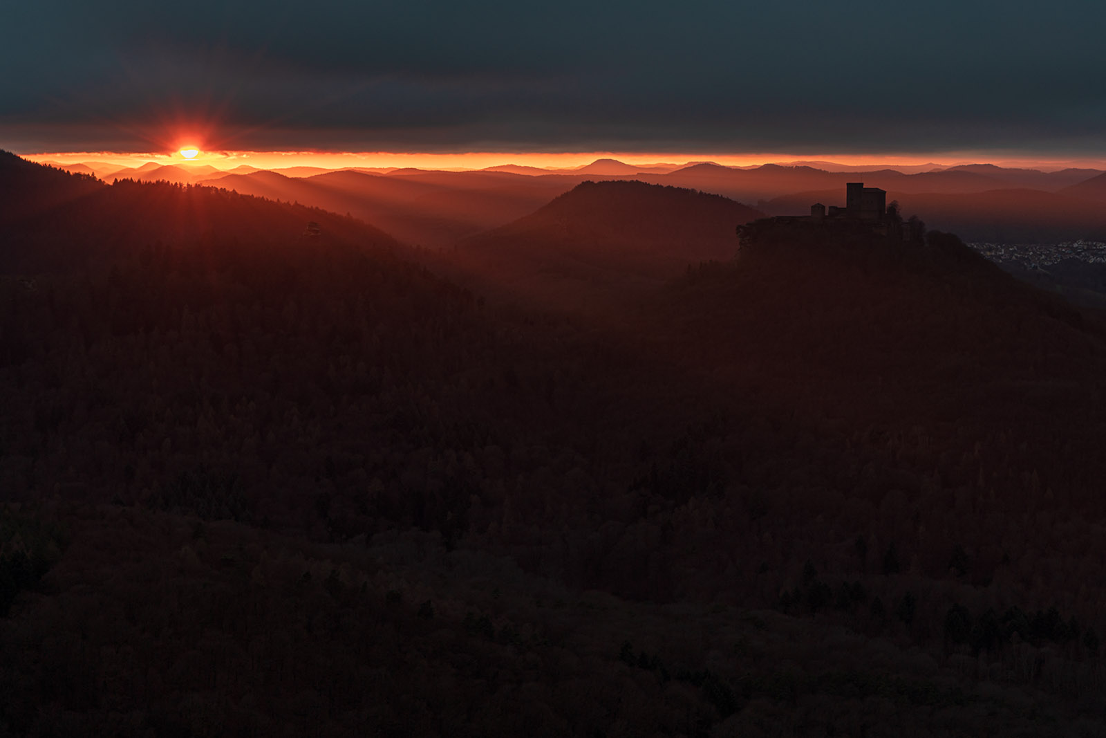 Sonnenuntergang in der Pfalz