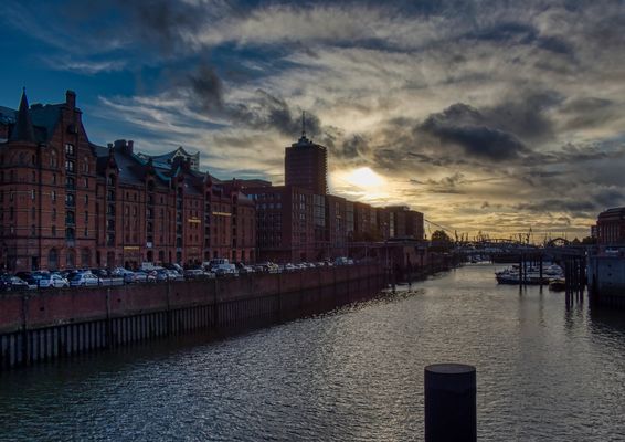 Sonnenuntergang in der Speicherstadt