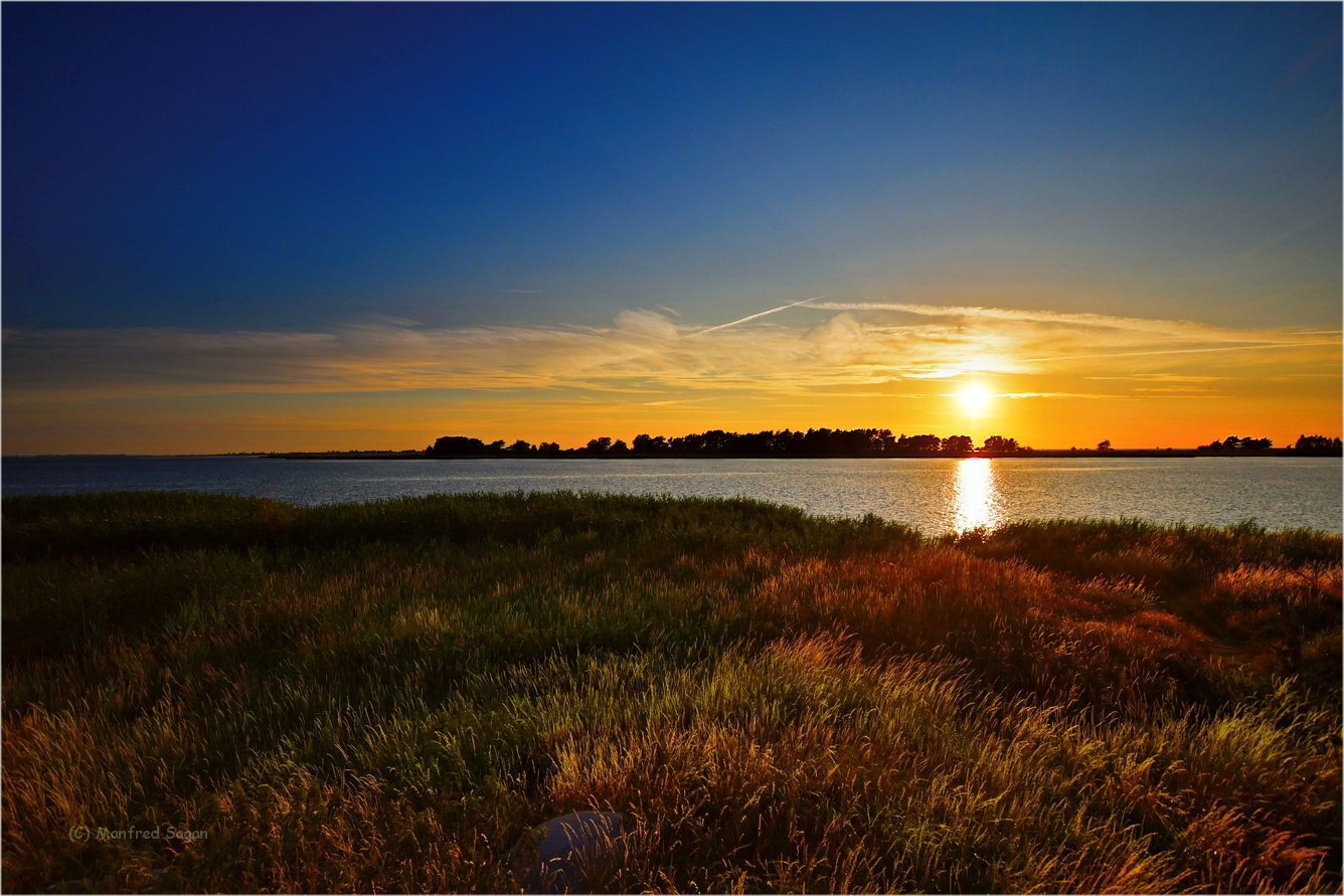 Sonnenuntergang in der Vorpommerschen Boddenlandschaft...