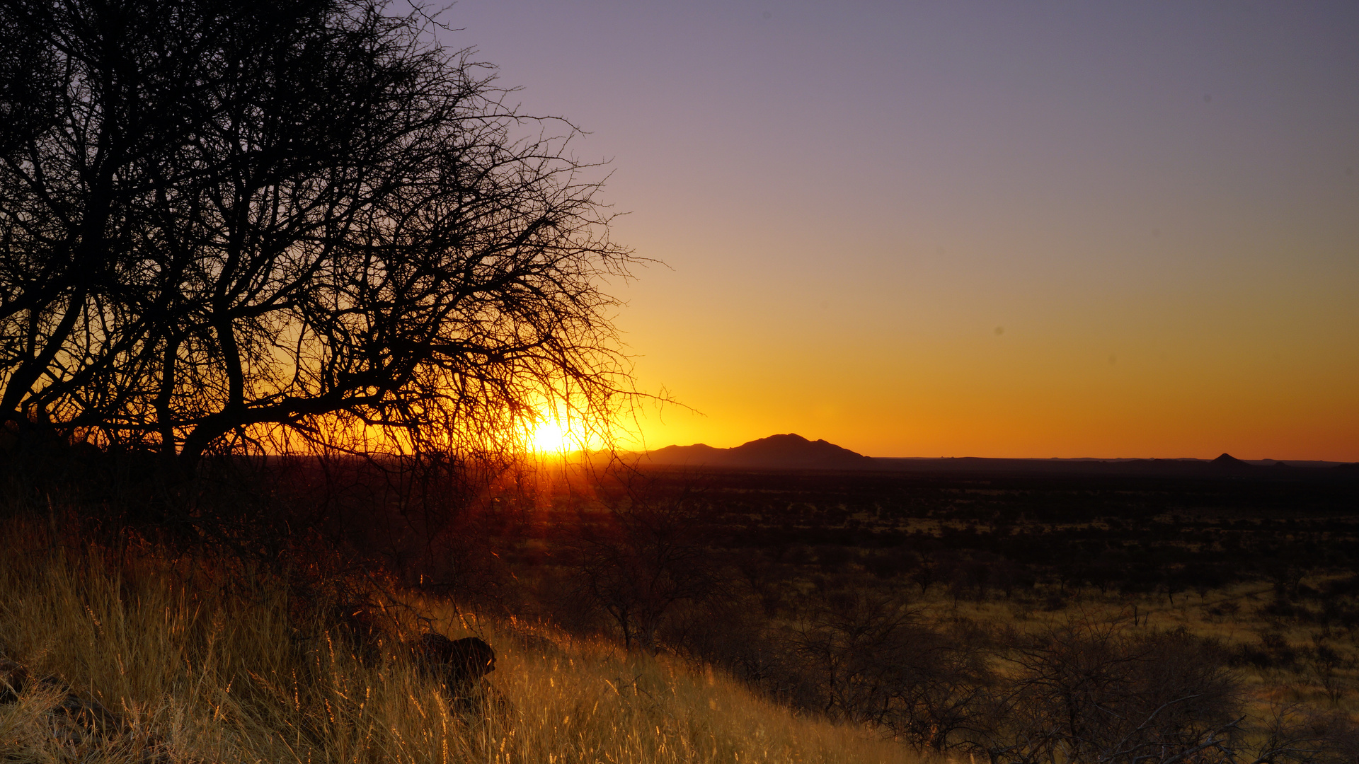 Sonnenuntergang in der Weite Namibias_1712-19_(45)_16z9