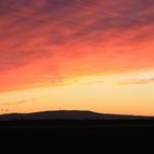 Sonnenuntergang in der Wetterau. Blick Richtung Taunus.