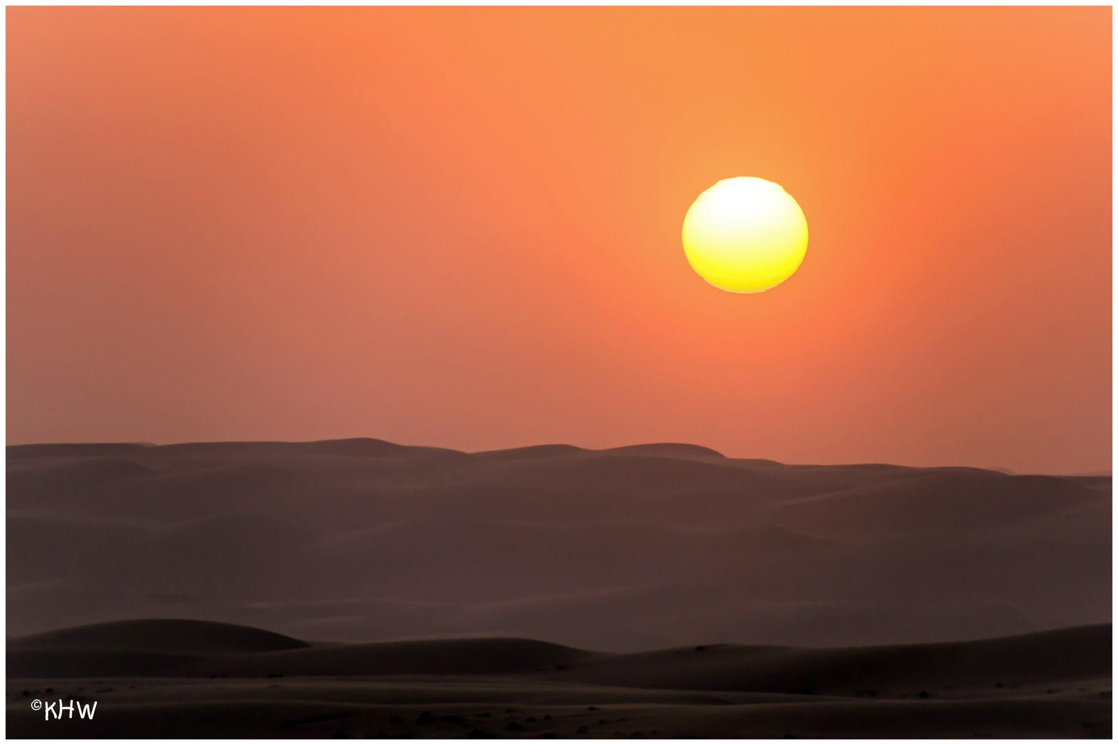 Sonnenuntergang in der Wüste "Wahiba Sands" (Oman)