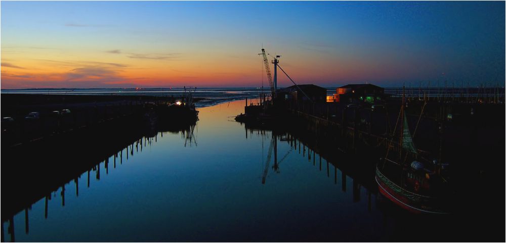 Sonnenuntergang in Dornumersiel