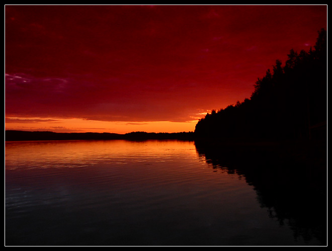 Sonnenuntergang in Finnland