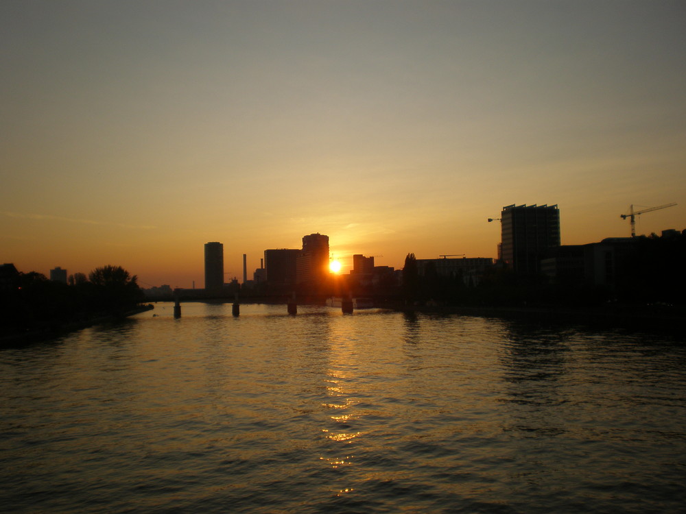 Sonnenuntergang in Frankfurt