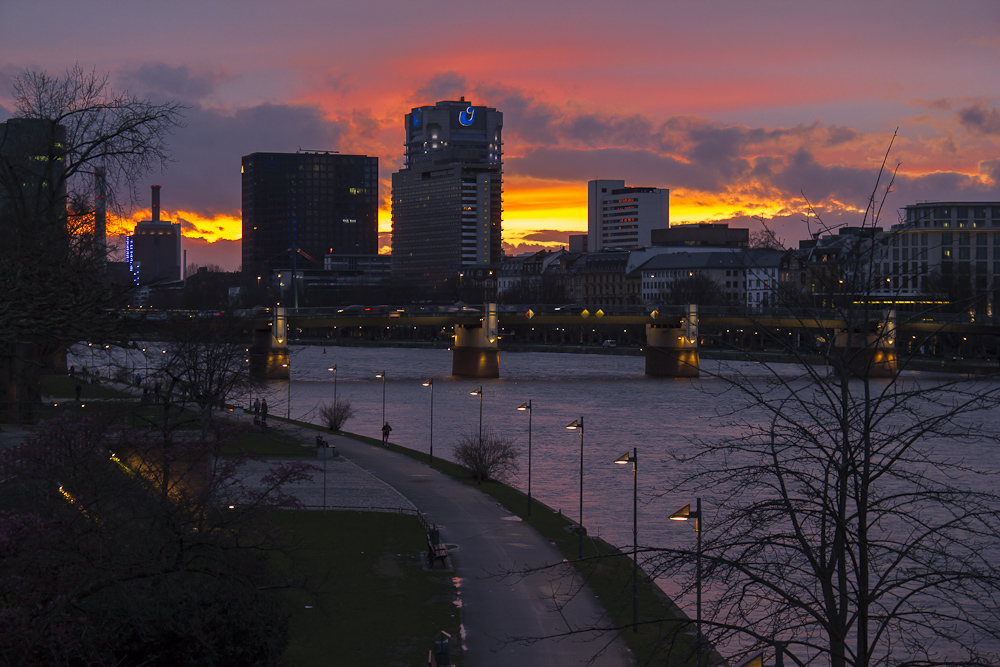 Sonnenuntergang in Frankfurt