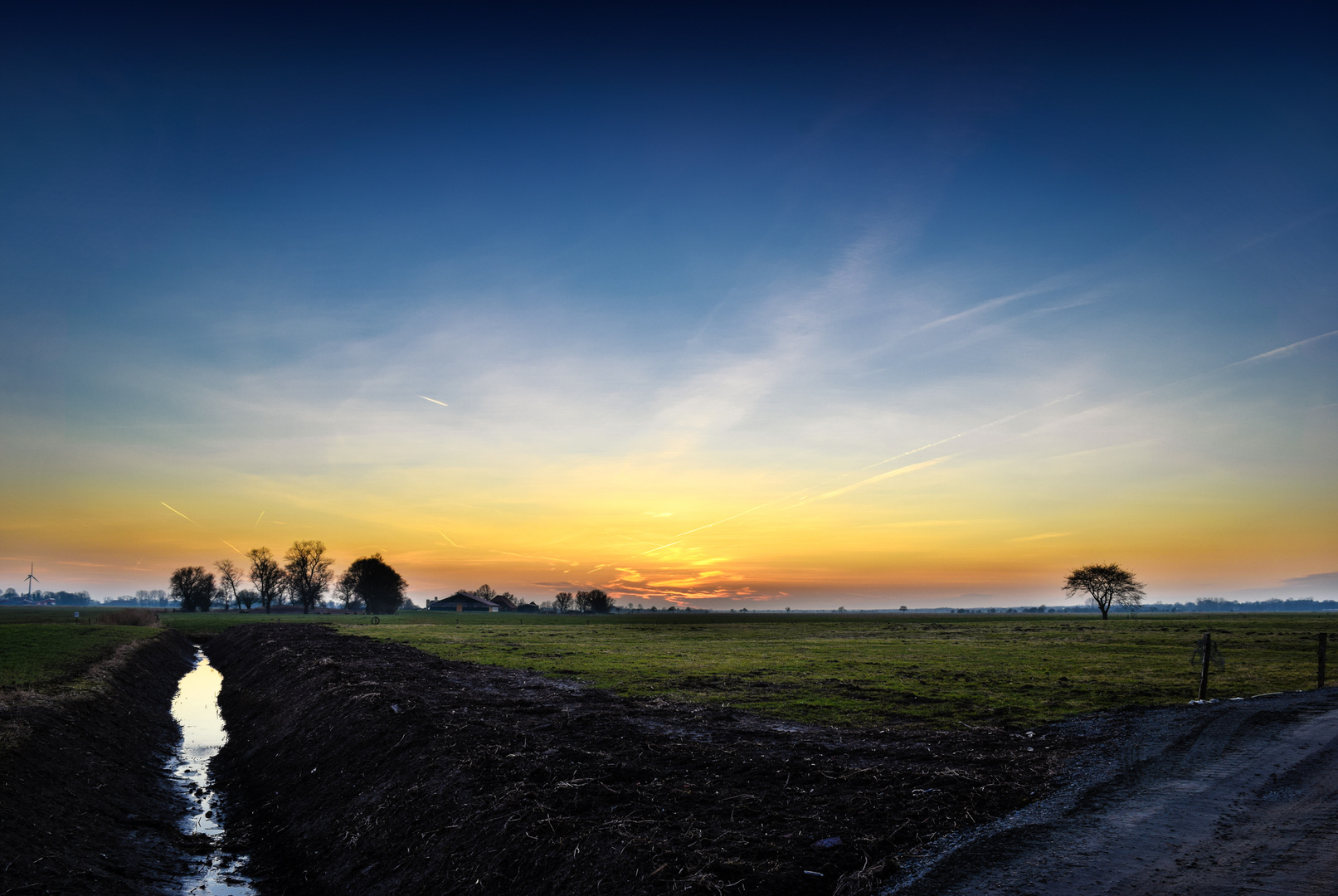 Sonnenuntergang in Friesland