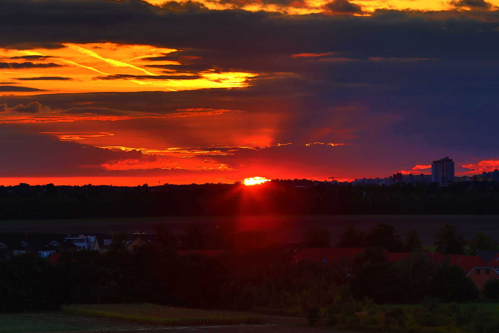 Sonnenuntergang in Großziethen.