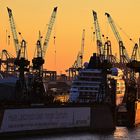 Sonnenuntergang in Hamburger Hafen