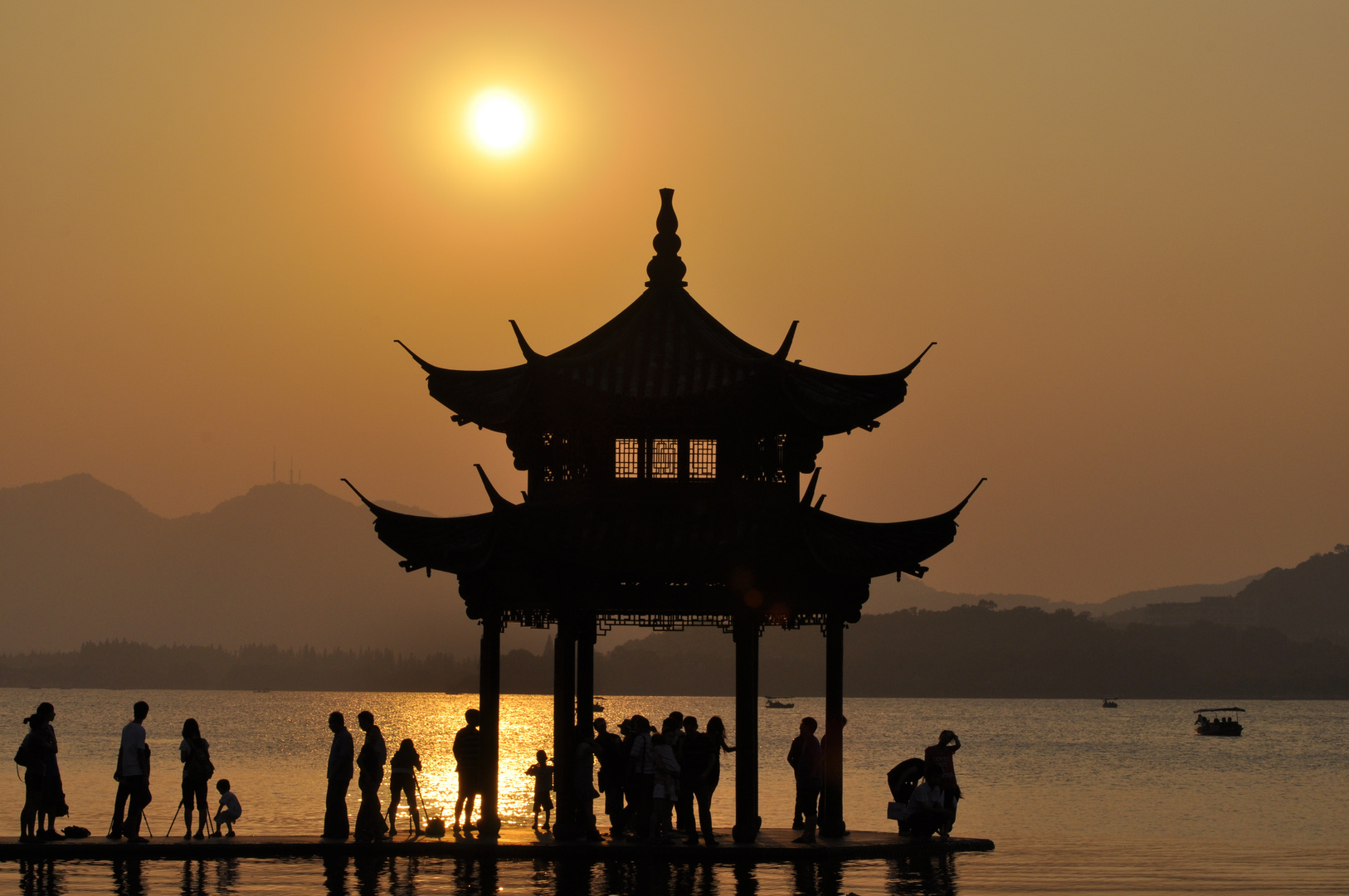 Sonnenuntergang in Hangzhou