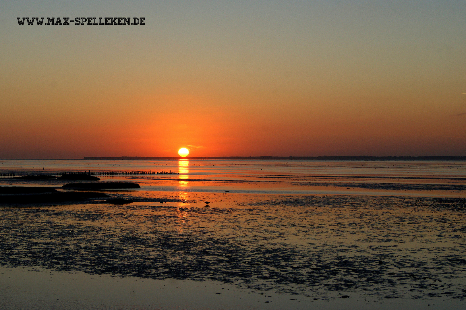 Sonnenuntergang in Harlesiel