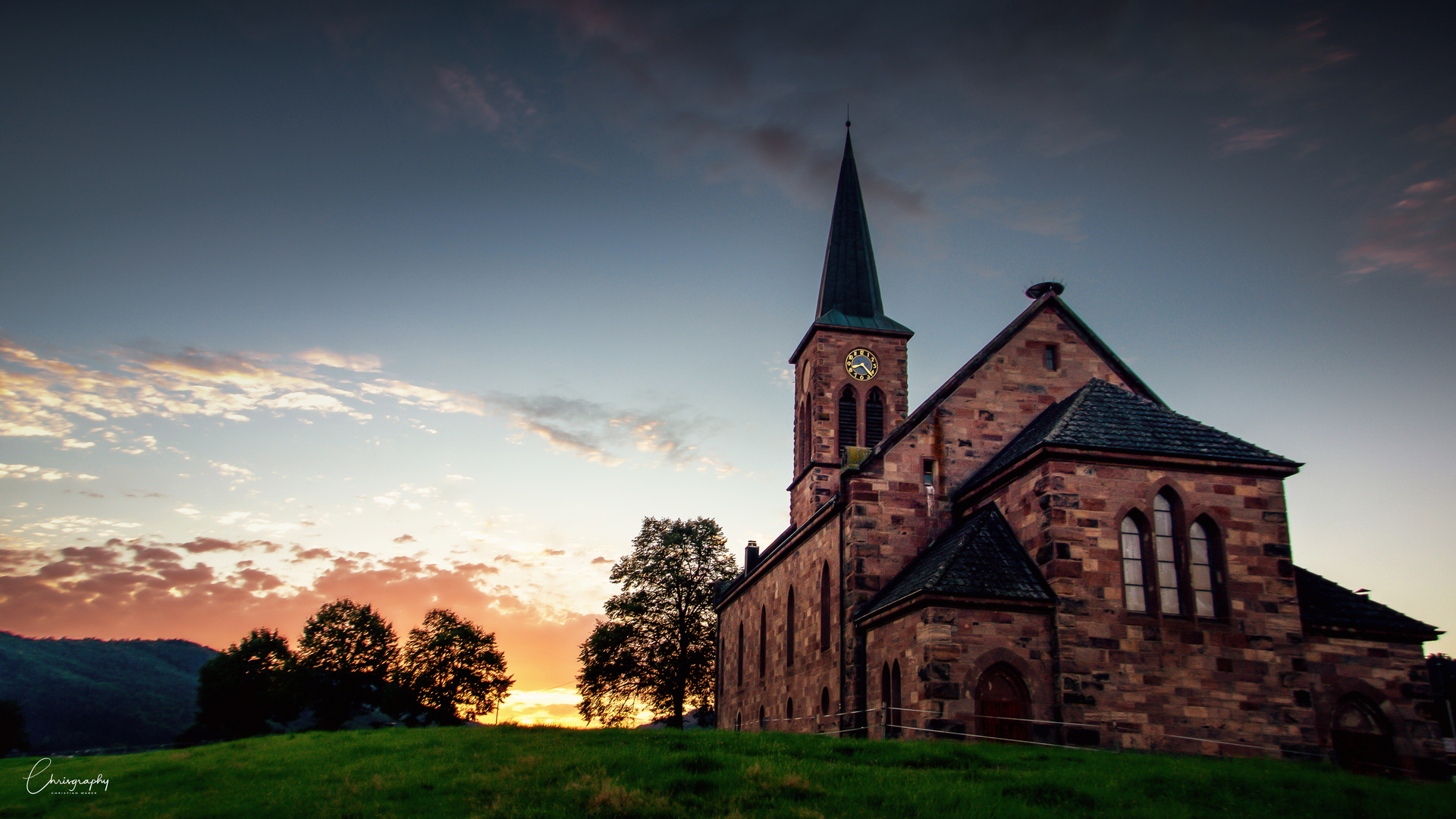 Sonnenuntergang in Hofen