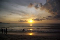 Sonnenuntergang in Jimbaran auf Bali