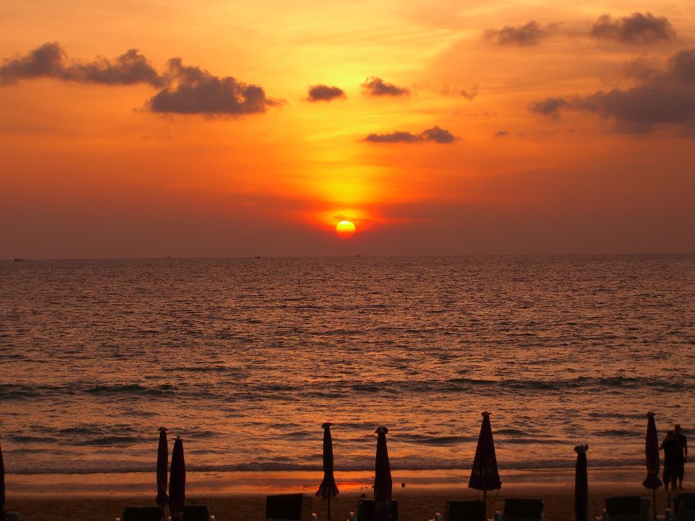 Sonnenuntergang in Karon Beach