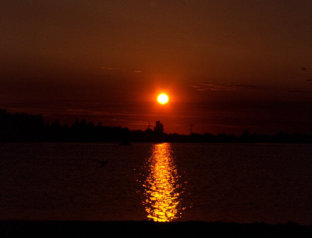 Sonnenuntergang in Kiel