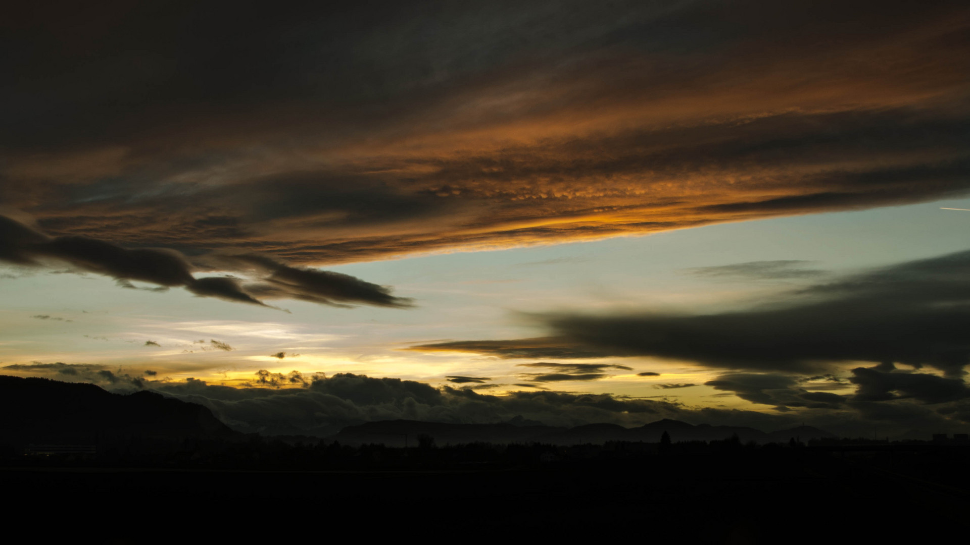 Sonnenuntergang in klagenfurt