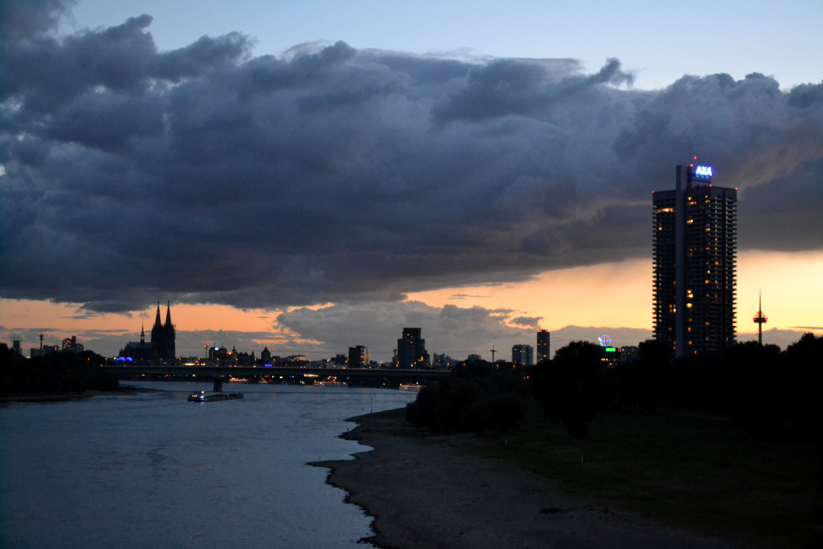 Sonnenuntergang in Köln 02