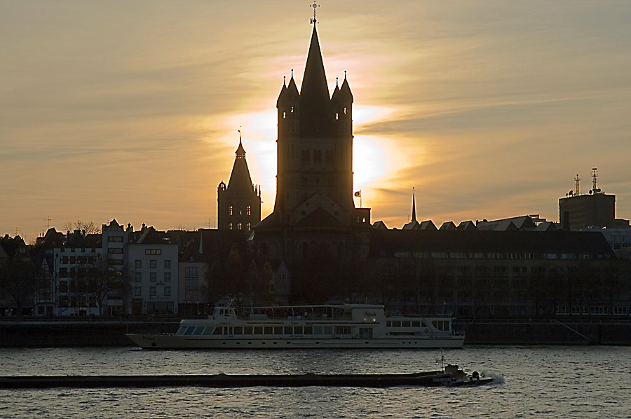 Sonnenuntergang in Köln