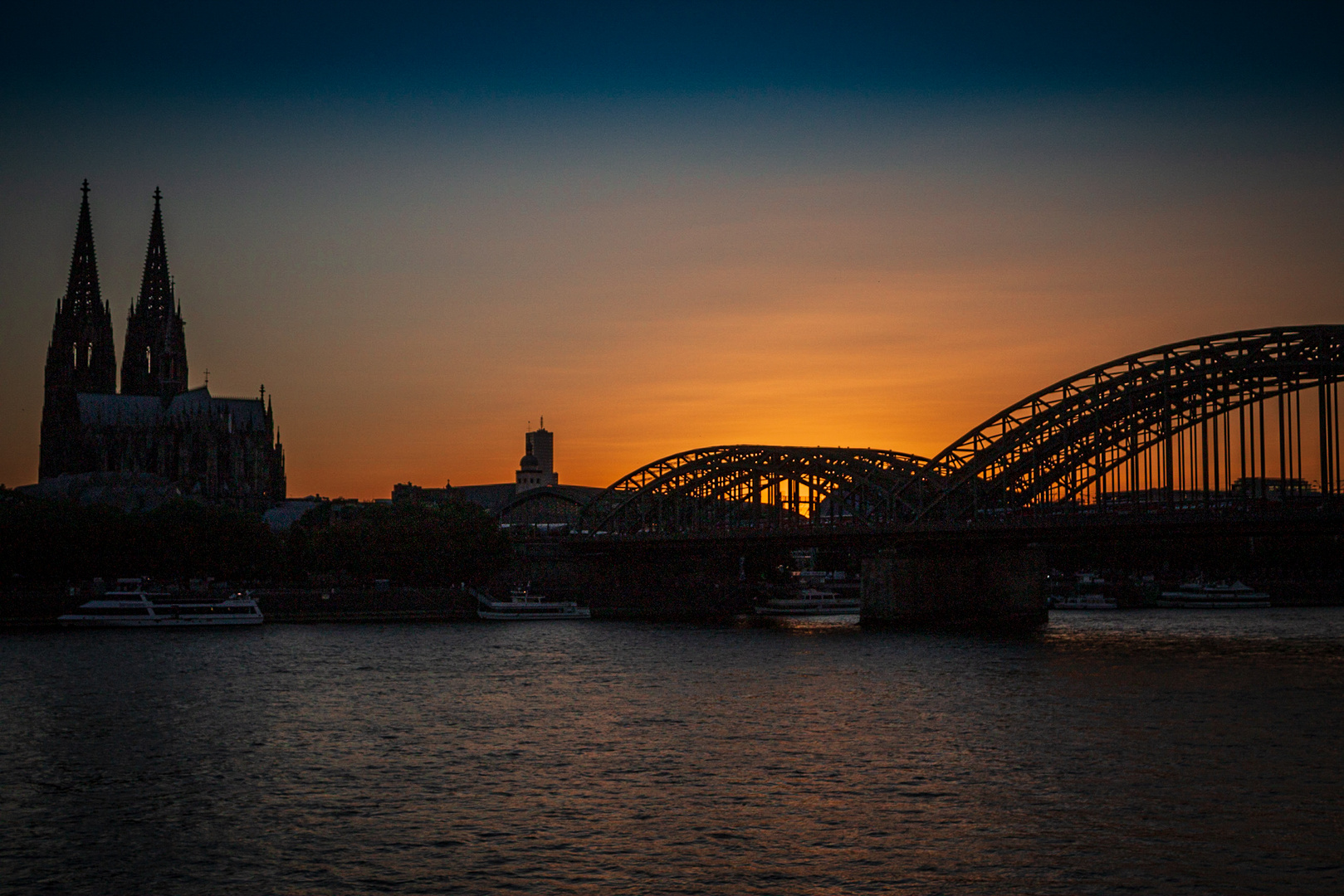 Sonnenuntergang in Köln