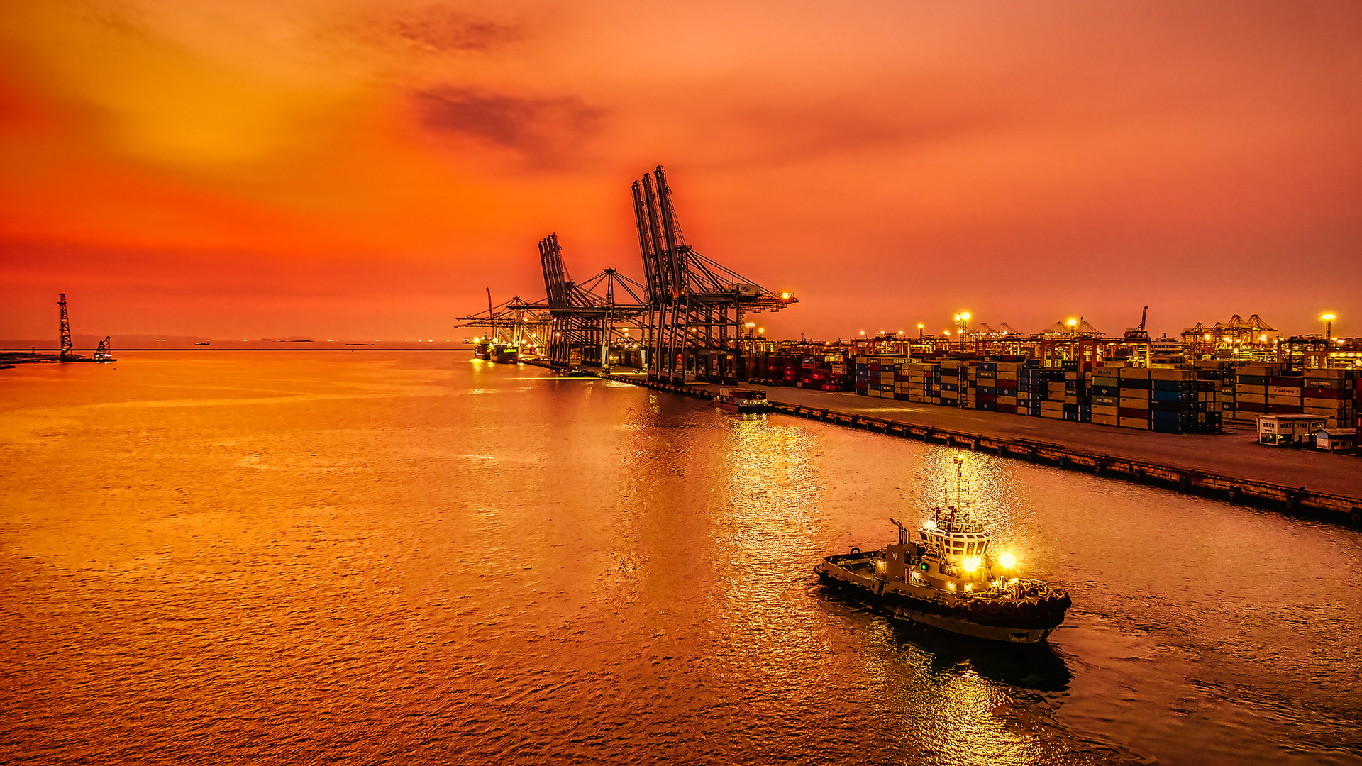 Sonnenuntergang in Laem Chabang (V)