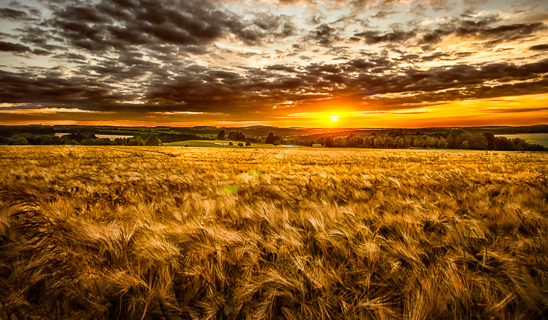 Sonnenuntergang in Lengenfeld/Vogtland