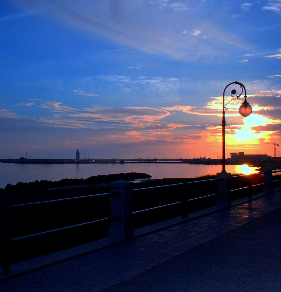 Sonnenuntergang in Mazara del Vallo, Sizilien