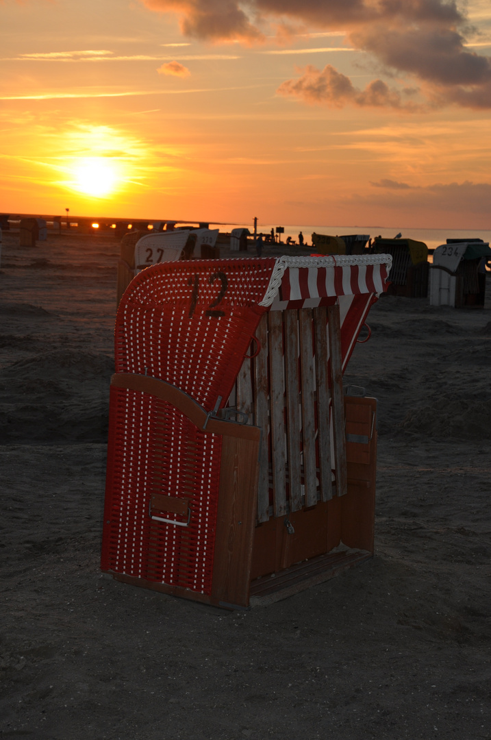 Sonnenuntergang in Neßmersiel