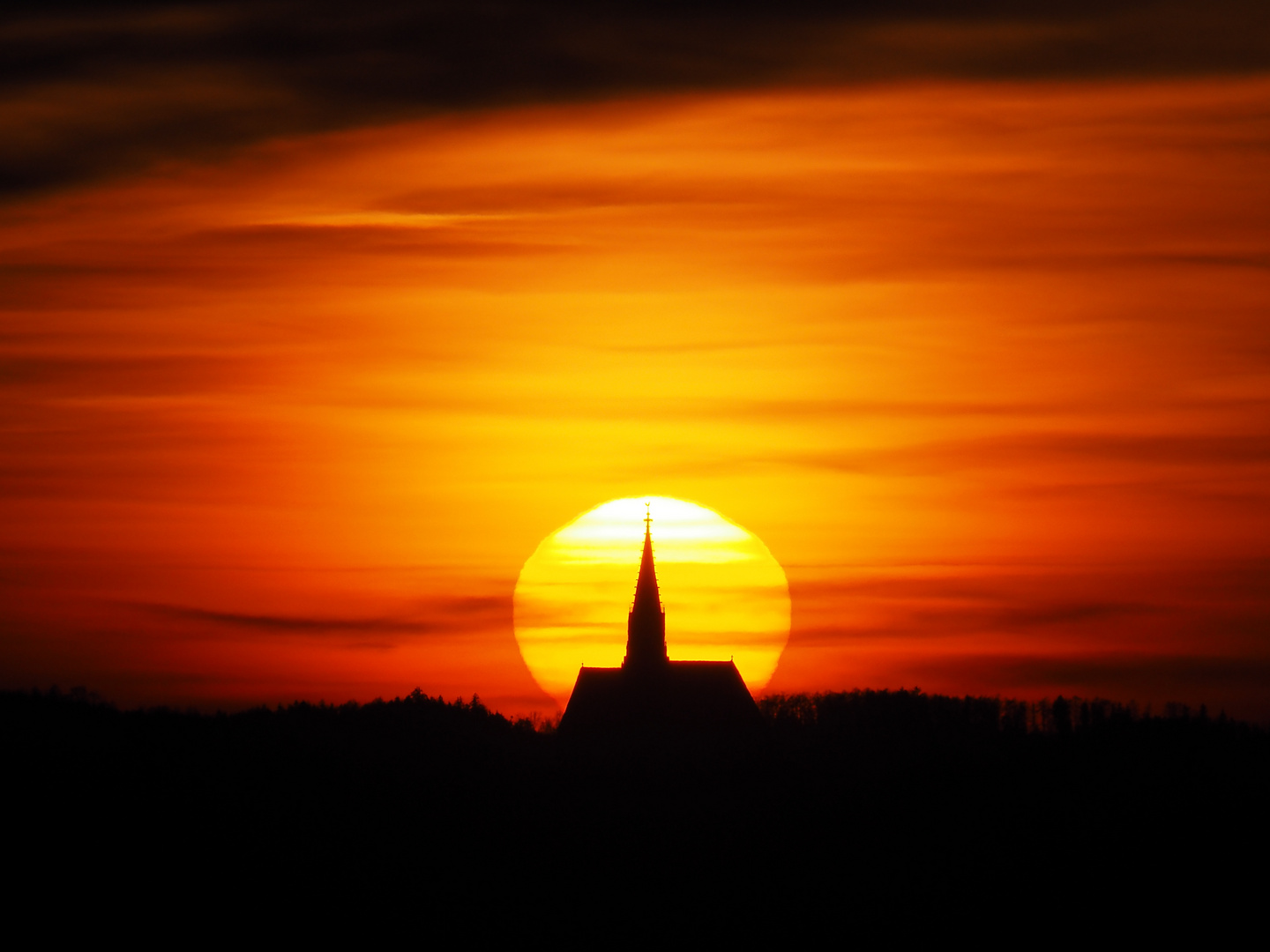 Sonnenuntergang in Neuötting