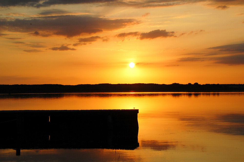 Sonnenuntergang in Neustrelitz von Matthias Kage 