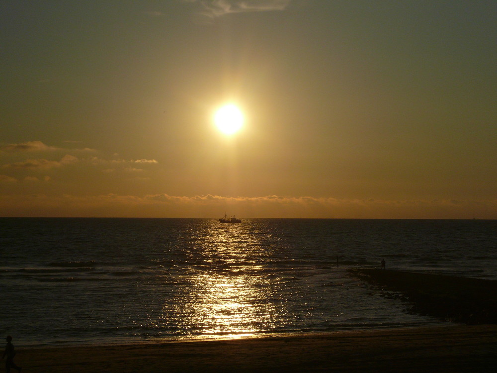 Sonnenuntergang in Nordholland