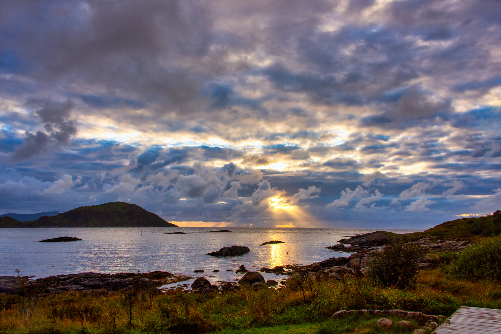 Sonnenuntergang in Norwegen- Sandsoya 