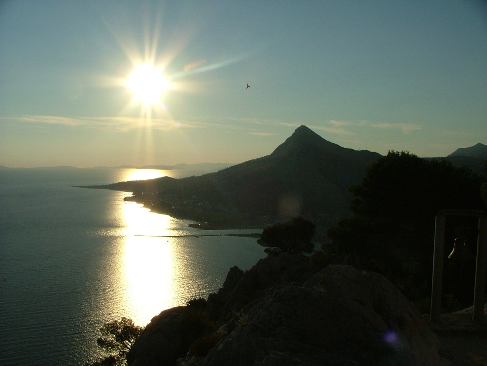 Sonnenuntergang in Omis (Kroatien)