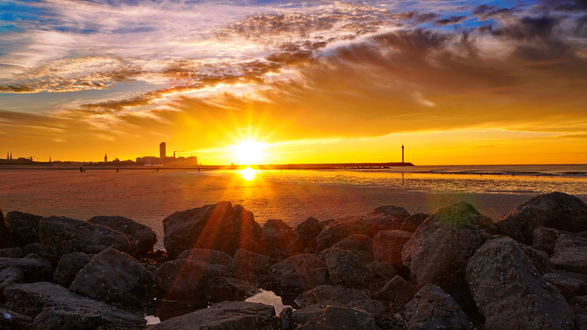 Sonnenuntergang in Ostende