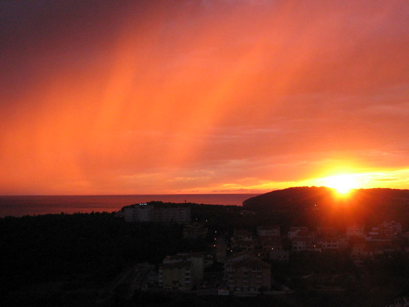 Sonnenuntergang in Pula