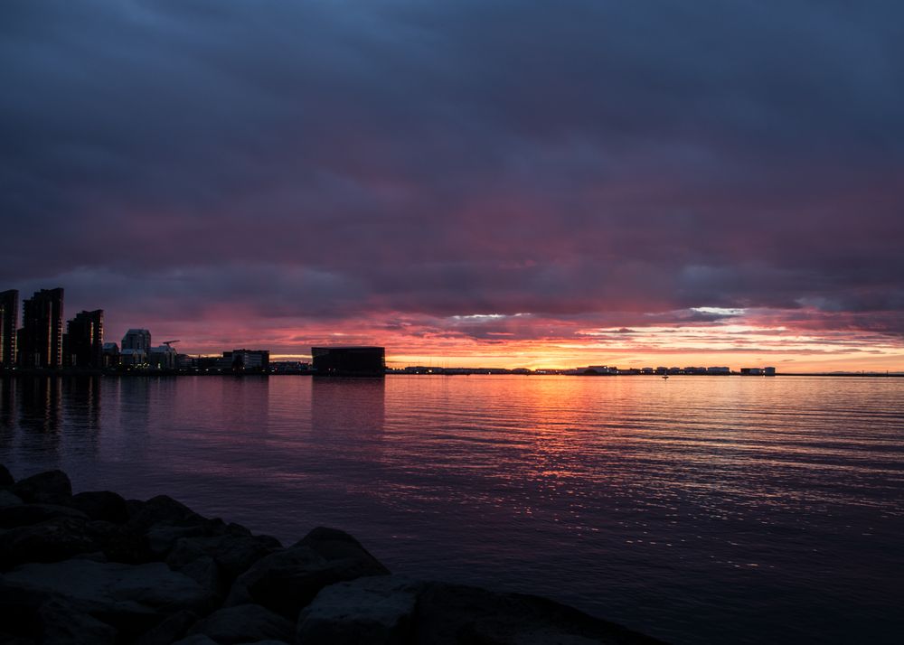 Sonnenuntergang in Reykjavik