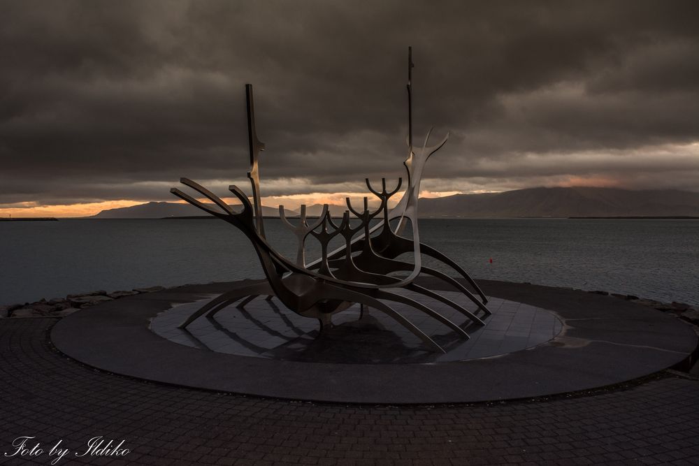 Sonnenuntergang in Reykjavik