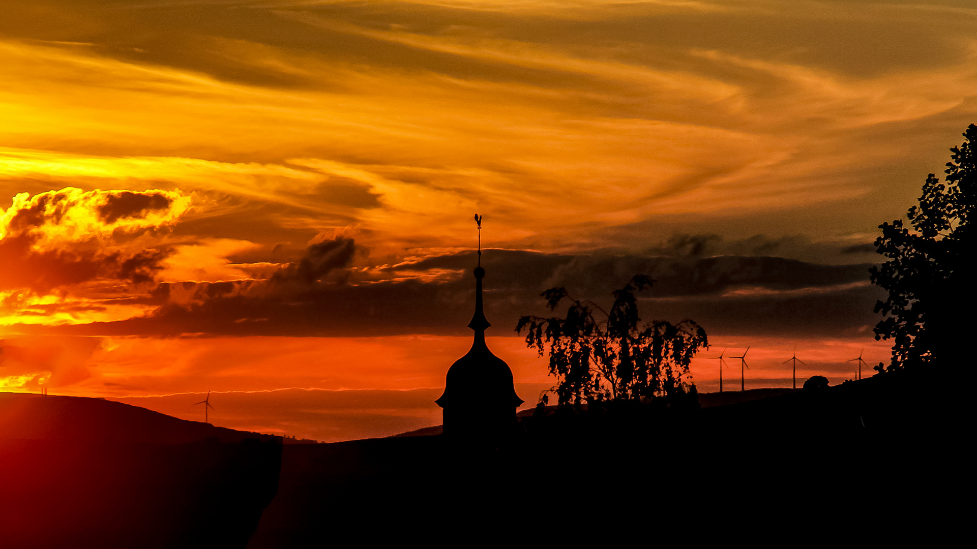 SONNENUNTERGANG IN RHEINLAND-PFALZ