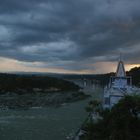 Sonnenuntergang in Rishikesh (INDIA)