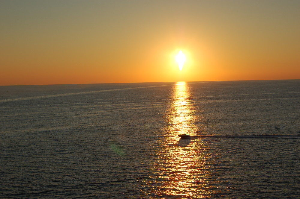 Sonnenuntergang in Rovijni, Kroatien