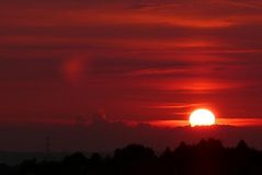 Sonnenuntergang in Solingen-Höhscheid am 9. Juli 2007 (3)