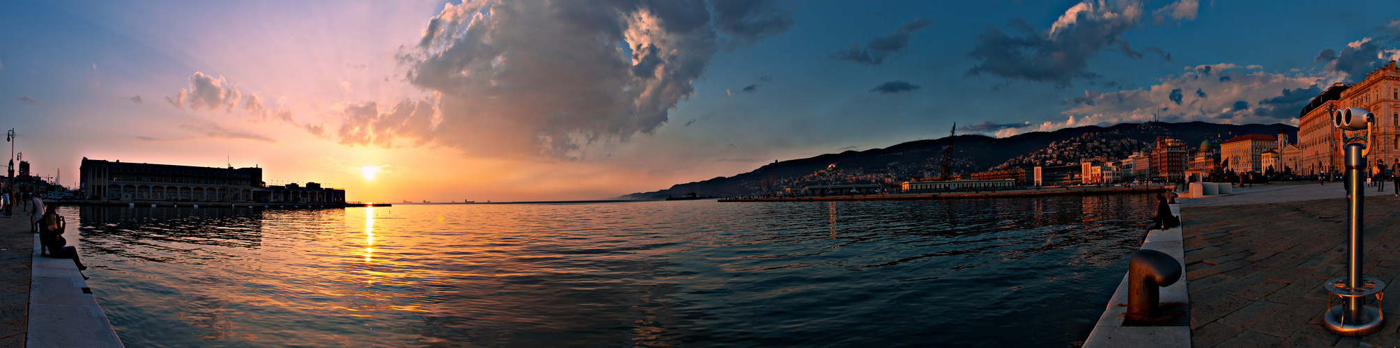 Sonnenuntergang in Triest