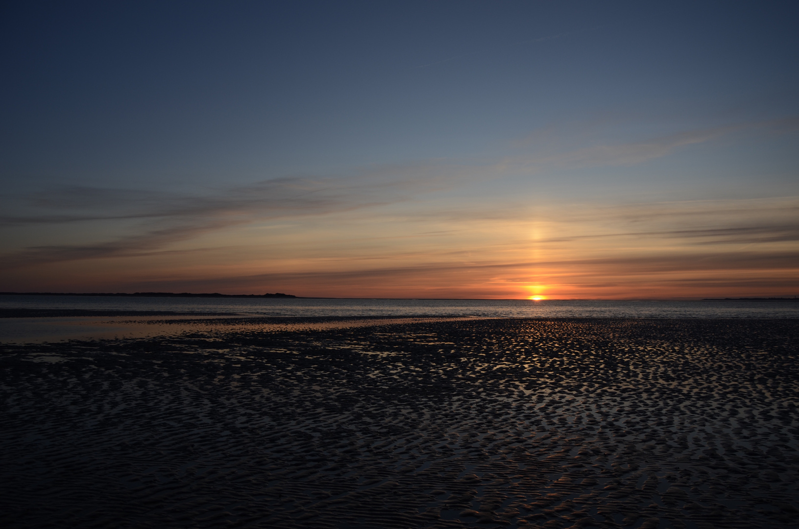 Sonnenuntergang in Utersum am zweiten Ostern 2015