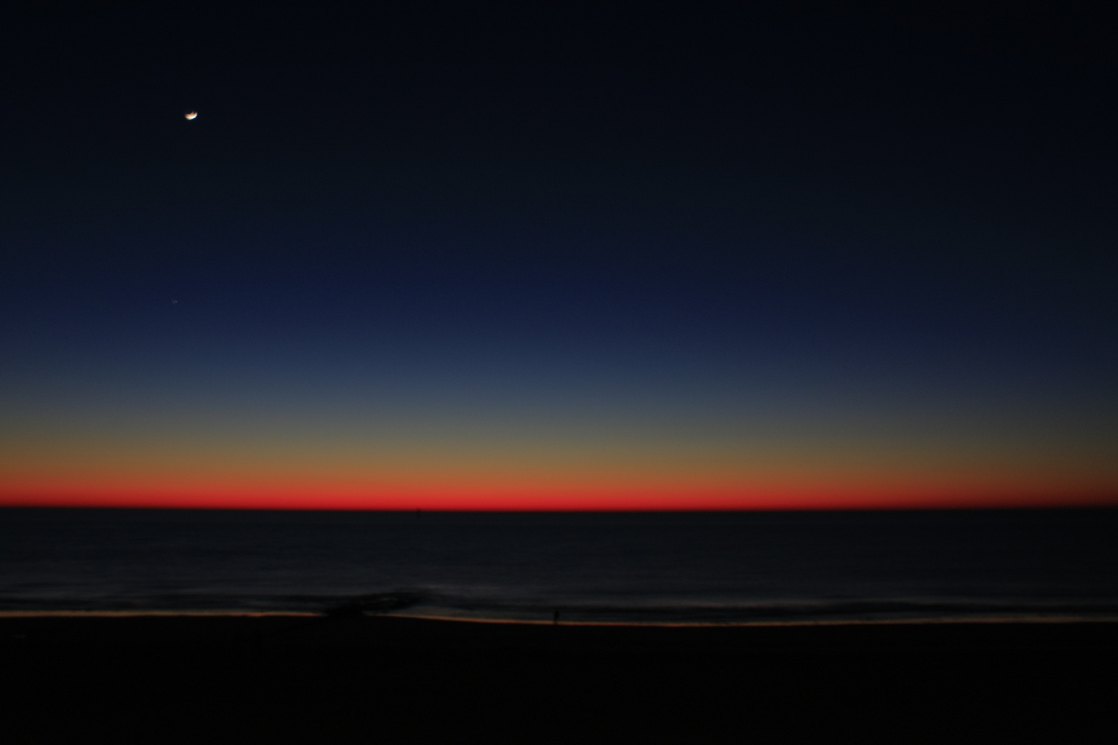 Sonnenuntergang in Westerland (Sylt) am Strand