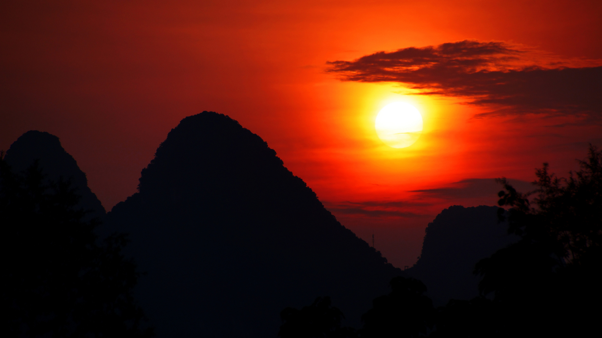 Sonnenuntergang in Yangshuo, China