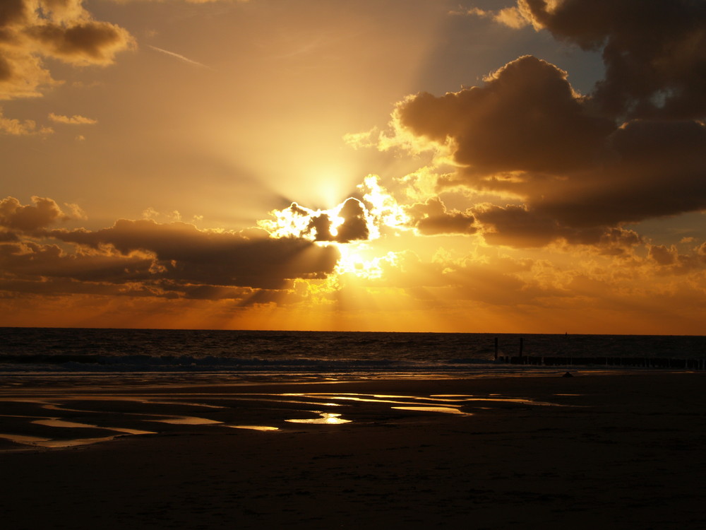 Sonnenuntergang in Zoutelande (Niederlande)