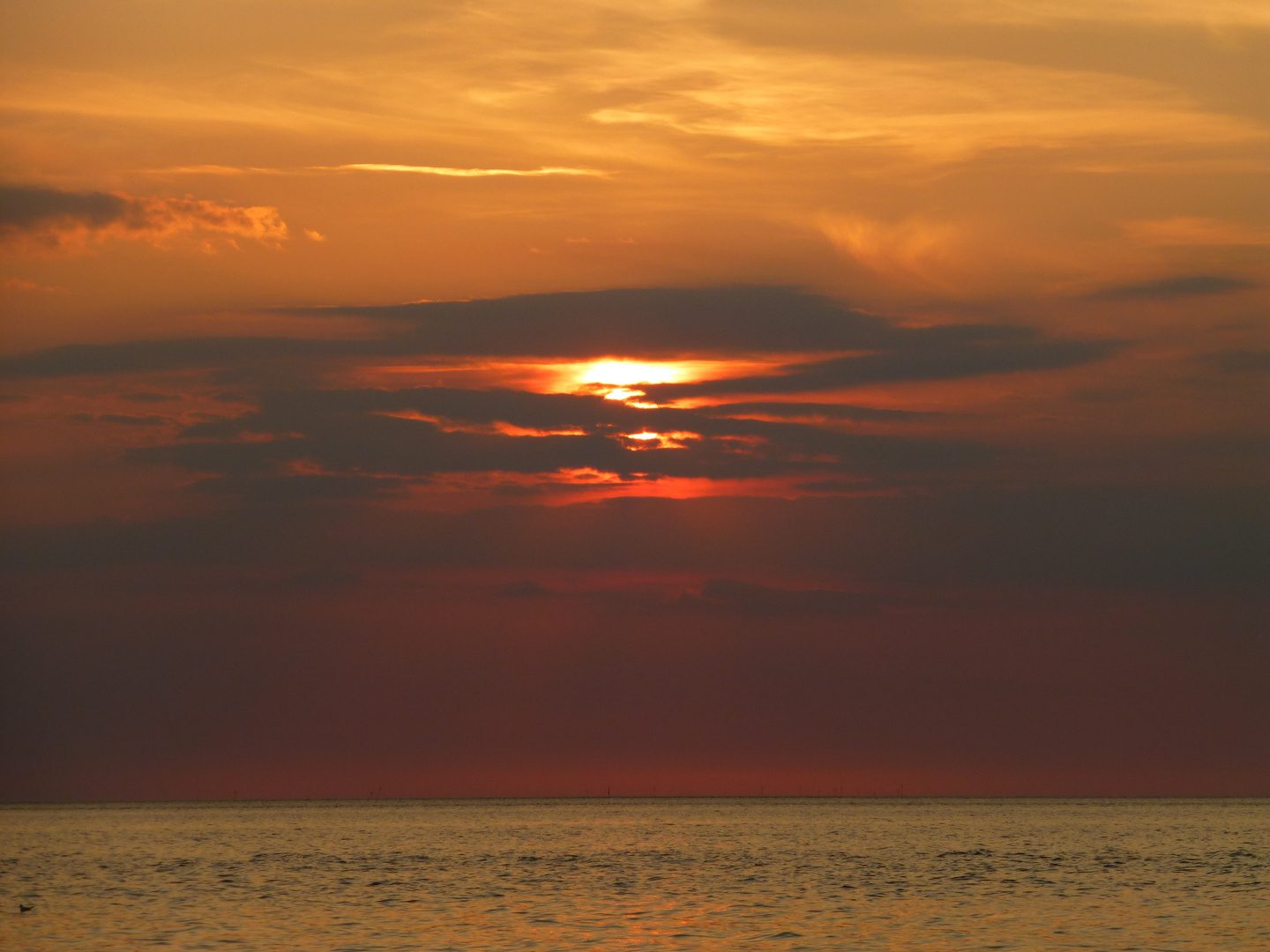 Sonnenuntergang inUtersum auf Föhr (2)