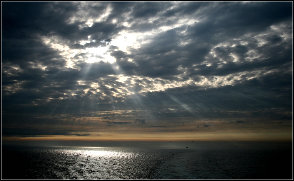 Sonnenuntergang... Jenseits von Dover-England...