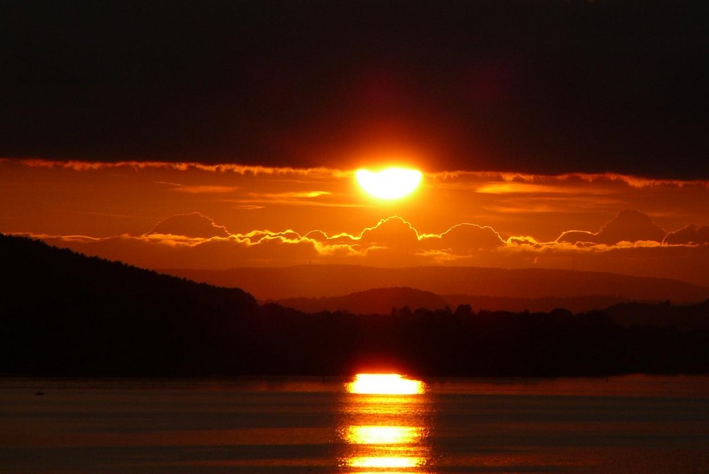 Sonnenuntergang - kann auch zu Hause schön sein...