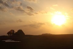 Sonnenuntergang Kirchwarft Hallig Hooge